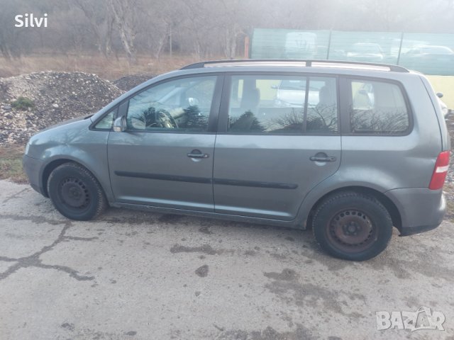 VW Touran 1.6 FSI на части !!!, снимка 4 - Автомобили и джипове - 43659795