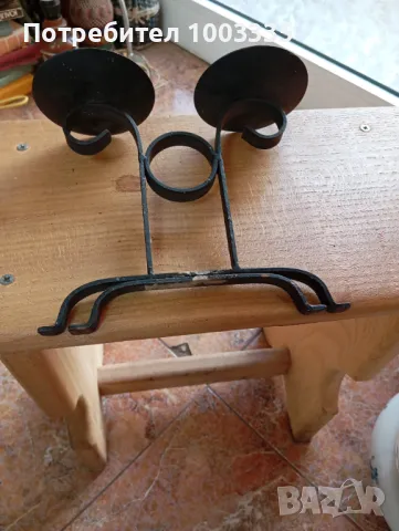 Стар кован свещник , снимка 2 - Антикварни и старинни предмети - 49210760