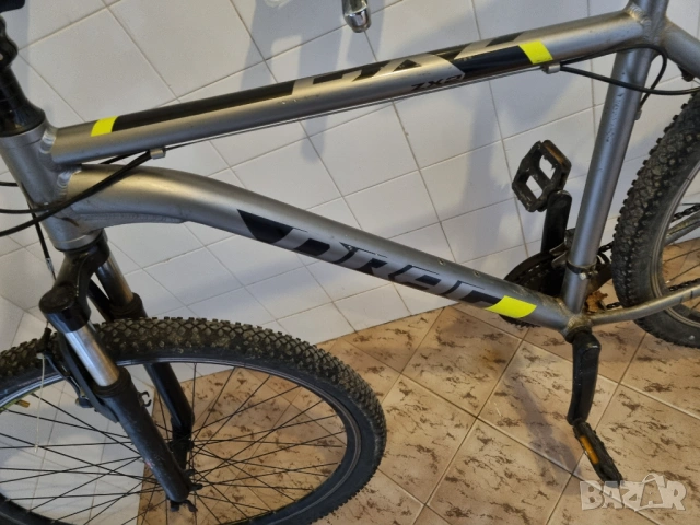 Продавам чисто нов кросов велосипед 28 цола ползван много малко, снимка 4 - Велосипеди - 53475236