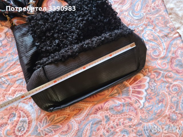 Чанта (тип торба) с букле и декоративни елементи , снимка 8 - Чанти - 43180383