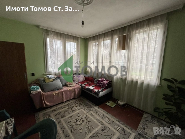 Монолитна къща с двор и гараж в град Чирпан, снимка 12 - Къщи - 52848542