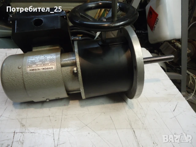 Монофазен мотор-редуктор 10 об/м.