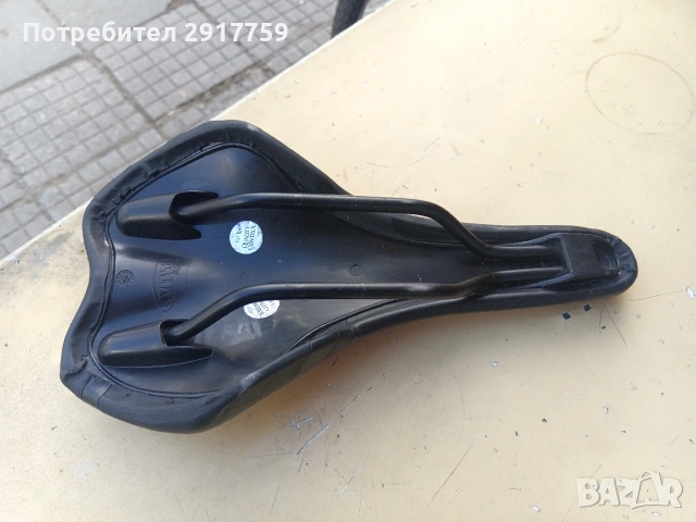 Седалка Selle Italia , снимка 2 - Аксесоари за велосипеди - 53084488