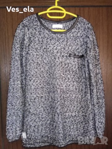 страхотна плътна блуза с джобче черно и бяло Calvin Klein в Блузи с дълъг  ръкав и пуловери в гр. Сливен - ID27969506 — Bazar.bg