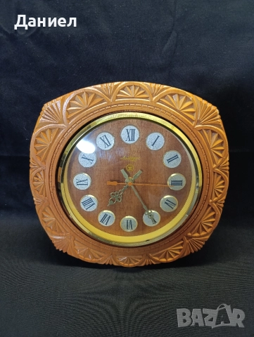 Стенен часовник Антарес 