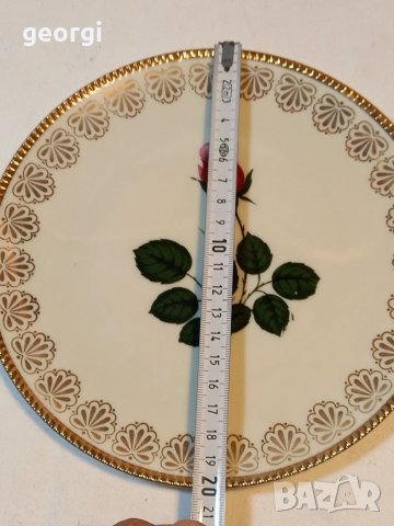 Немска порцеланова чиния роза със златен кант , снимка 4 - Декорация за дома - 37969059