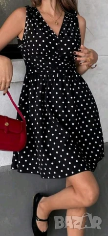 рокля нова размер М , снимка 3 - Рокли - 50772612