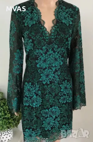 Нова рокля - 50% H&M дантелена с деколте изумрудено зелено, снимка 2 - Рокли - 49333079