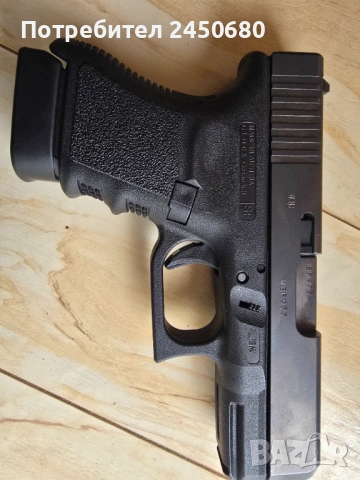 Продавам пистолет Глок 30SF, кал.45, с 2 бр.пълнители 10 зарядни., снимка 3 - Бойно оръжие - 53442678
