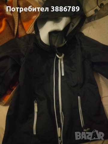 яке, снимка 2 - Детски якета и елеци - 52343767