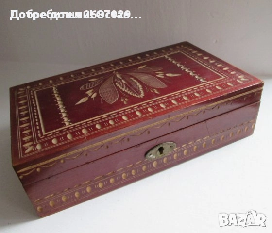 Различни кутии: дървена стара красива кутия с дърворезба, снимка 18 - Други - 33808957