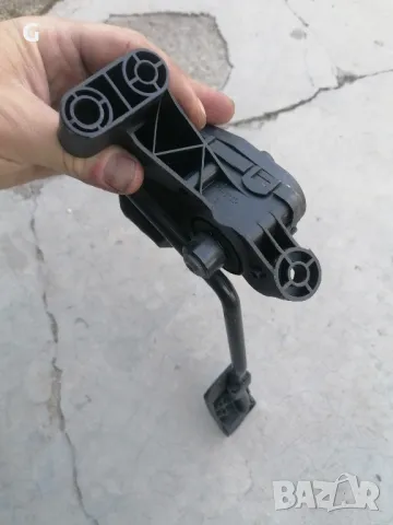 Педал за газта Опел Вектра 2.0DTI , снимка 2 - Части - 50154934