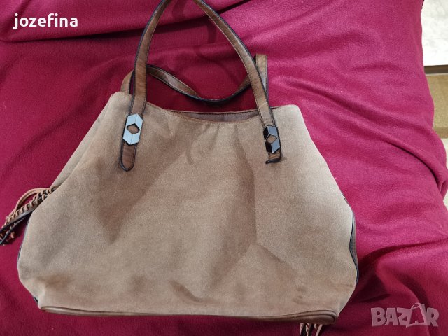Дамска кожена чанта от естествен набук, снимка 3 - Чанти - 43300045