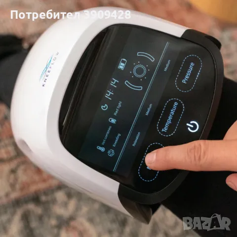 Kneeflow масажор за колене - топлинна терапия, инфрачервена светлина и масаж, снимка 2 - Спортна екипировка - 49157675