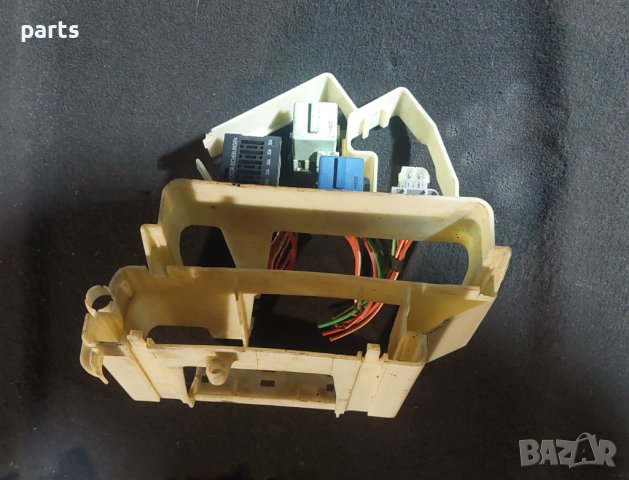 Стойка Компютри и Релета БМВ Е46 - 12901437377 N, снимка 6 - Части - 43946739