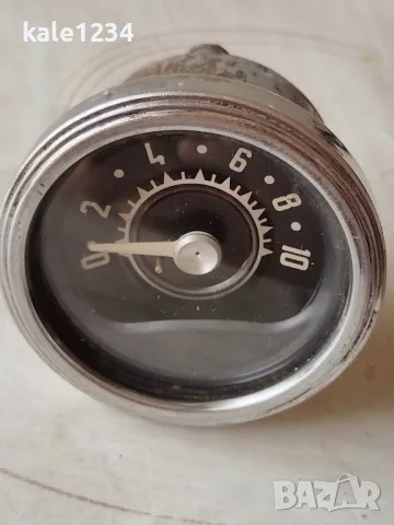 Манометър Шкода. Уред. Ретро автомобил. Урал, снимка 1