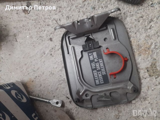 Капак на резервоара нисан х трейл т30 , снимка 2 - Части - 39863098