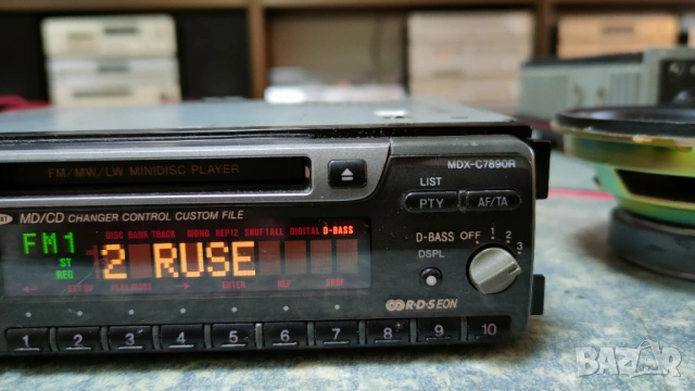 SONY MDX-C7890R Авторадио с минидиск и CD чейнджър, снимка 4 - Аудиосистеми - 53497600
