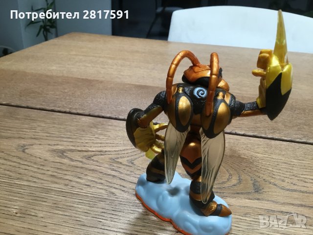 Скайландър Skylanders Giants Giant Figure Swarm, снимка 4 - Колекции - 43171739