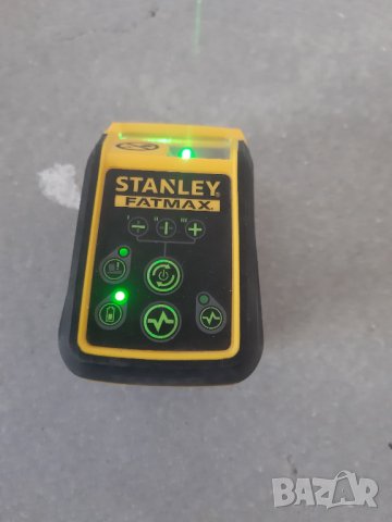 Лазерен нивелир зелени лъчи Stanley Fatmax хоризонтална и вертикална линия 