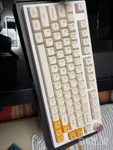 Геймърска клавиатура Epomaker TH80 с Akko суйчове, снимка 4 - Клавиатури и мишки - 50459834