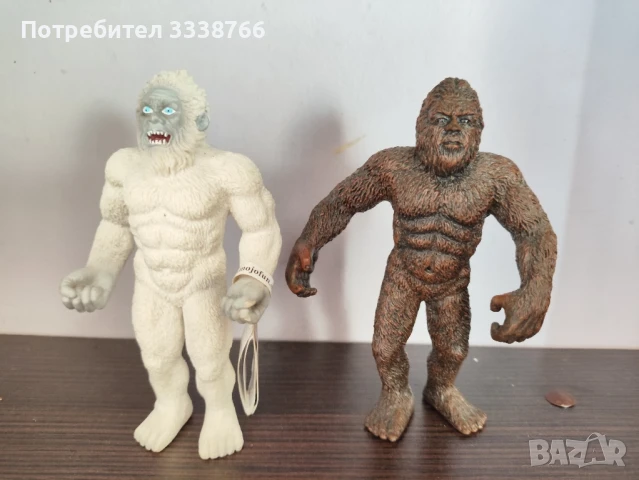 Колекционерски фигурки Sasquatch & Yetti