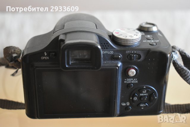 Цифров фотоапарат Panasonic DMC-FZ8, снимка 4 - Фотоапарати - 39621800
