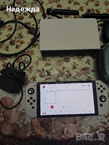 Nintendo Switch OLED - добро състояние, снимка 4 - Nintendo конзоли - 52764140