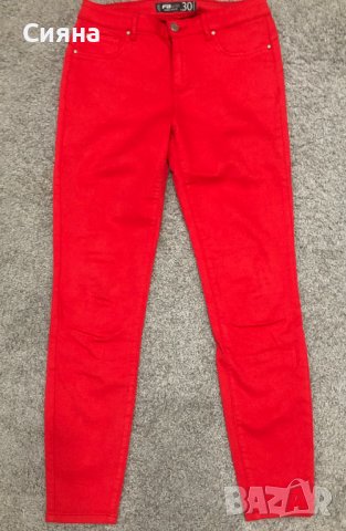 Червен дамски панталон, снимка 1 - Панталони - 37120317