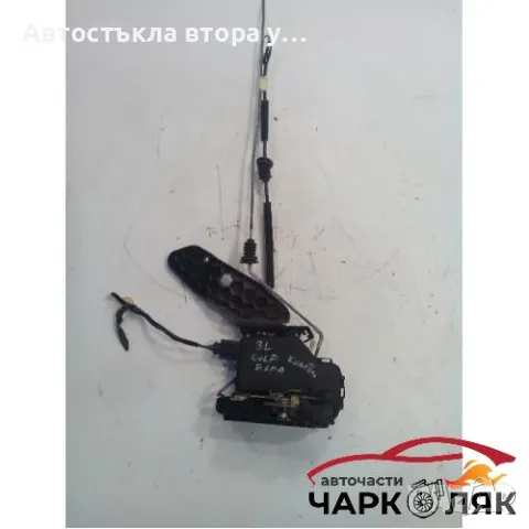 Задна лява брава за Фолксваген Голф 4 (комби), снимка 1