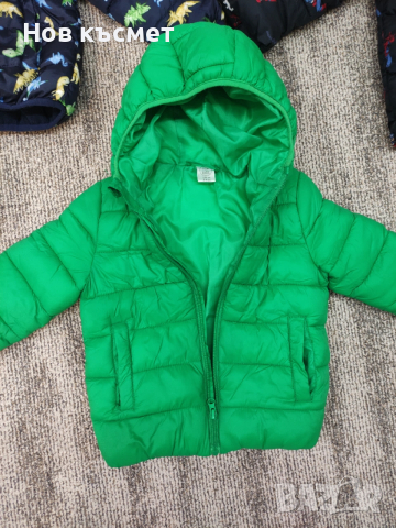 Детски зимни якета, детски елек, грейка, размер 104 и размер 110, снимка 3 - Детски якета и елеци - 53027638