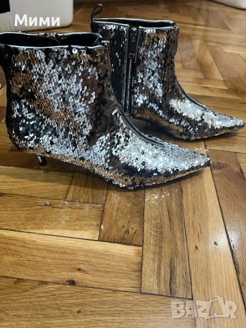 Уникални боти ZARA, снимка 7 - Дамски боти - 52854617