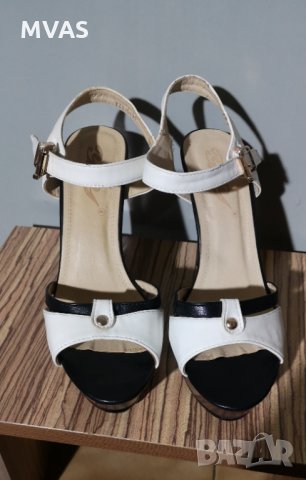 Нови дамски сандали на ток 39 номер бели, снимка 4 - Сандали - 29000773