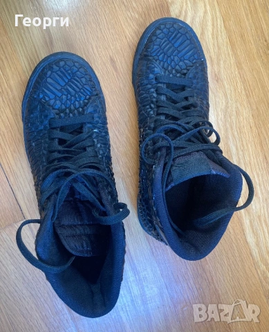 Дамски боти Nike, снимка 4 - Дамски боти - 53144676