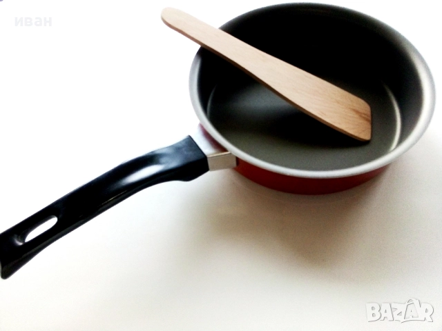 Стар неупотребяван тефлонов тиган произведен в ПГИ "Одесос" Варна, снимка 2 - Други ценни предмети - 52903871