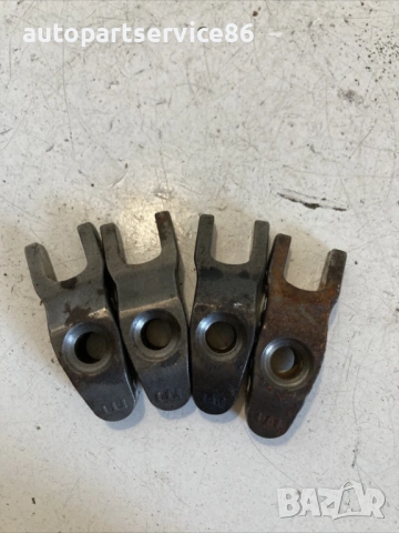 Държач за дюза за гориво за KIA Venga 1.4 CRDi (2012), снимка 2 - Части - 53440189