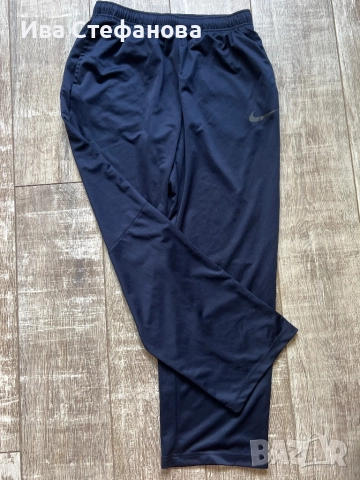 Ново тъмно синьо  дамско класическо 100% оригинал спортно долнище Nike nike Найк , снимка 5 - Спортни екипи - 51709148