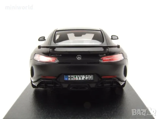 Mercedes AMG GT-R 2019 - мащаб 1:43 на Norev моделът е нов в PVC дисплей-кейс, снимка 6 - Колекции - 49553417