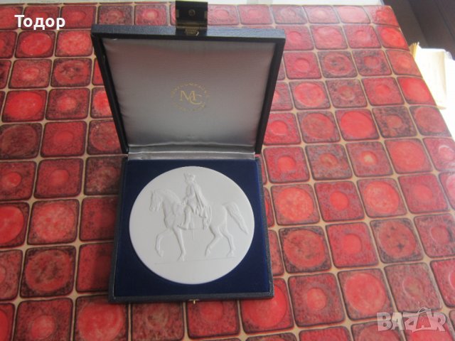Порцеланова картина пано медал в кутия Фридрих2 порцелан, снимка 1 - Други - 36580474