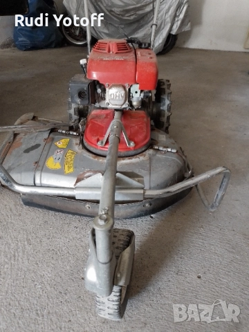 Професионална косачка за висока трева Honda 