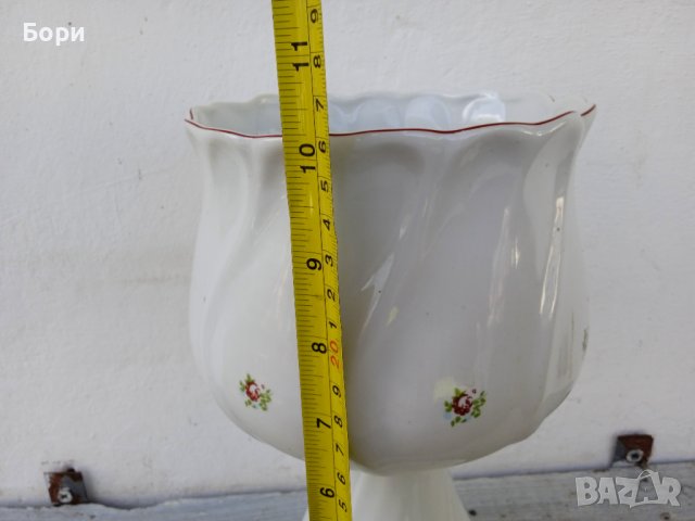 Стара порцеланова ваза, снимка 4 - Вази - 39976250