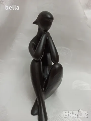 ИЗКЛЮЧИТЕЛНО РЯДКА ПОРЦЕЛАНОВА ФИГУРА ЧЕРЕН ПОРЦЕЛАН ,ЖЕНА-ROYAL DUX BOHEMIA, снимка 3 - Антикварни и старинни предмети - 49305424