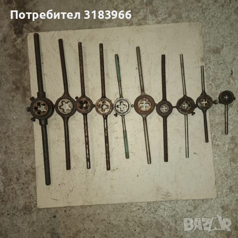 голям лот флашки с въртоци 10 броя, снимка 3 - Други инструменти - 53499219