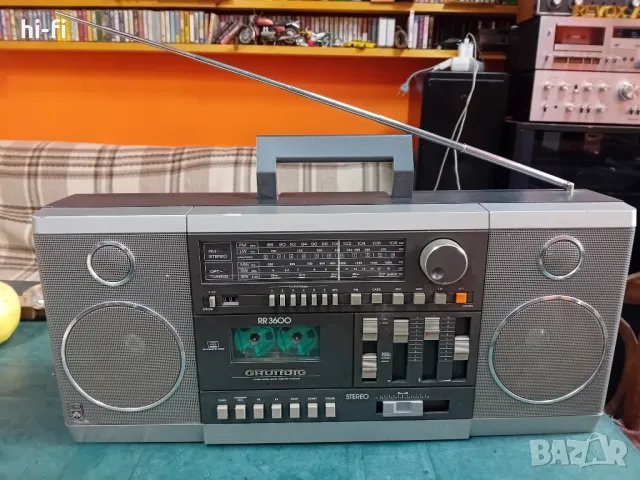 Радиокасетофон grundig rr 3600, снимка 2 - Радиокасетофони, транзистори - 44499107