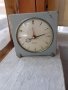 Стар шотландски електрически часовник, снимка 1 - Антикварни и старинни предмети - 38126825