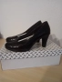 Черни обувки с висок ток, снимка 2