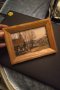 Масивна дървена рамка със стъкло , снимка 1 - Декорация за дома - 43871450