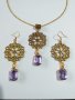 Красив комплект бижута с люляково лилави кристали и орнаменти в цвят старо злато , снимка 1 - Бижутерийни комплекти - 38988101
