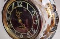 Съветски механичен настолен кристален часовник Маяк