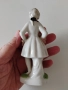 порцеланова фигурка, снимка 2